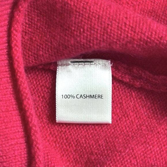 Saks Fifth Avenue Cashmere Sweater Raspberry Color V-neck Ruffle Detail XS - Picture 11 of 12